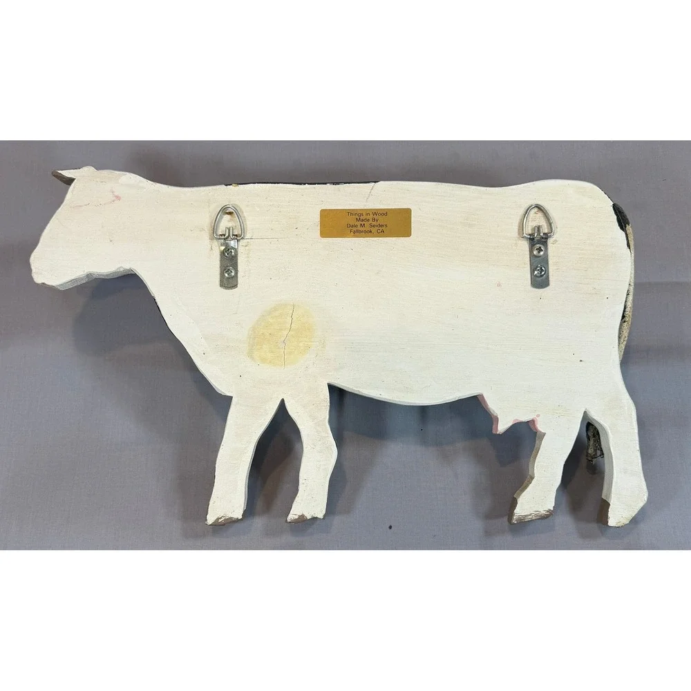 Things in Wood Dale Seiders Cow Wall Rack 8 Peg Hand Painted Farmhouse Folk Art